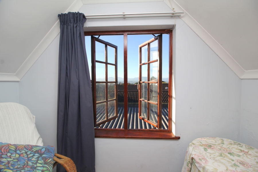 3 Bedroom Property for Sale in Heiderand Western Cape